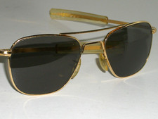 52-20 5 1/2" VINTAGE AMERICAN OPTICAL CRYSTAL ORIGINAL PILOT-AVIATOR SUNGLASSES