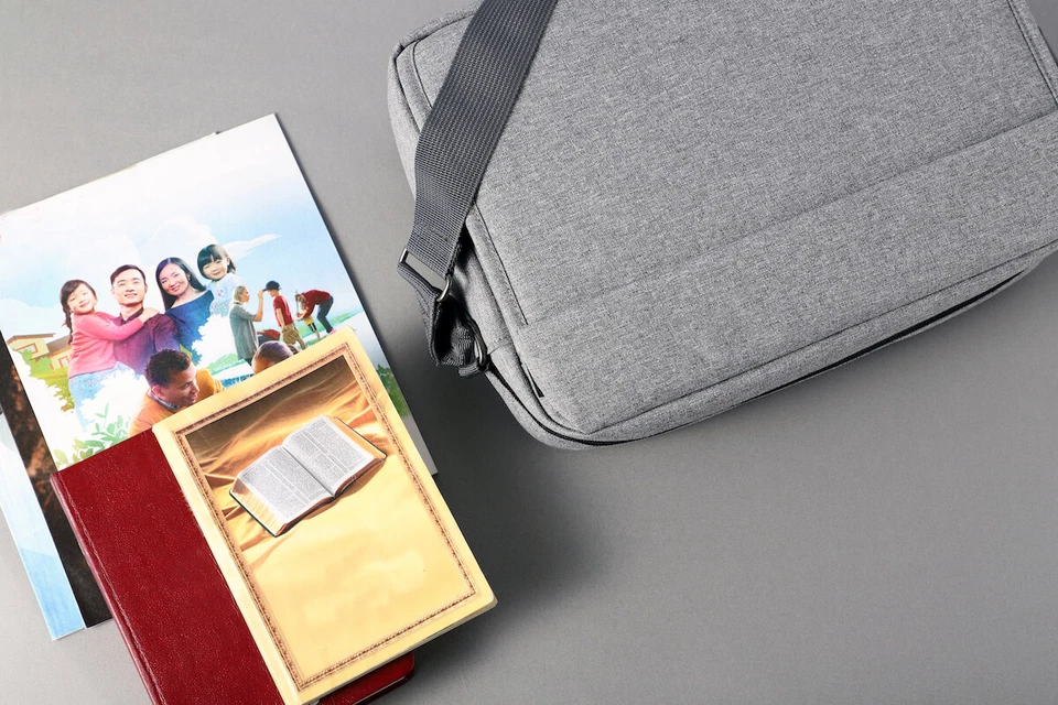 Ministry Tablet Cross Shoulder Bag with Touch Capacitive Screen Protector - Image 2 of 4