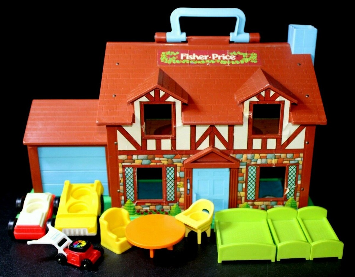 Fisher Price Little People Tudor Family Cottage Playhouse 952 and  Accessories