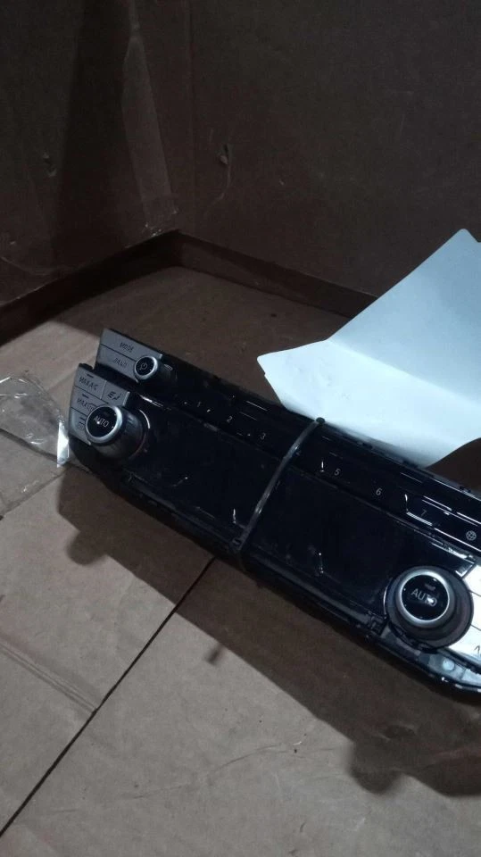 Temperature Control Front Fits 16-21 BMW 740i 397334 - Image 3 of 3