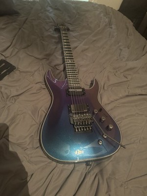 Schecter diamond series hellraiser Floyd rose 1500 sustainiac and emg w case