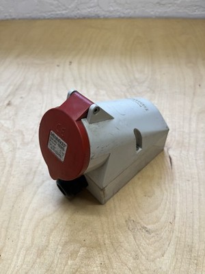 MENNEKES Stecker  1557 32A-6h