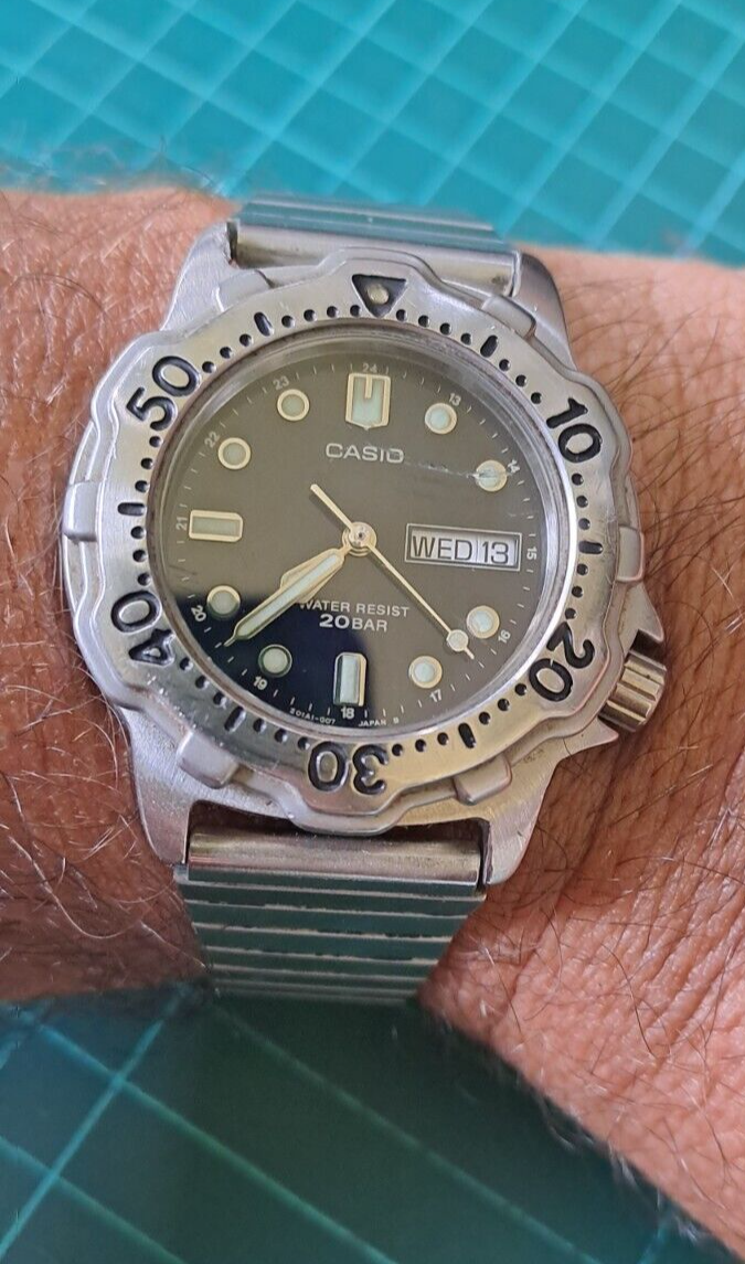 Iper Rare Vintage 90s Casio MD-747 Diver Marlin Watch Japan Iper Rare Vintage 90s Casio MD-747 Diver Marlin Watch Japan