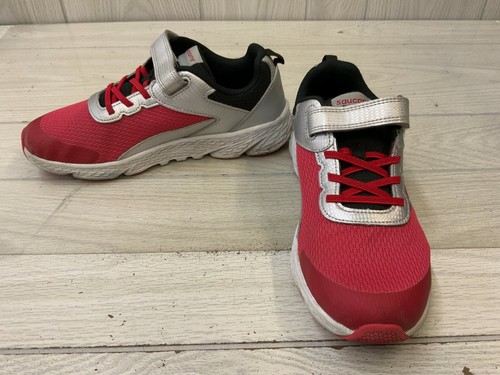 saucony wind ac sneaker