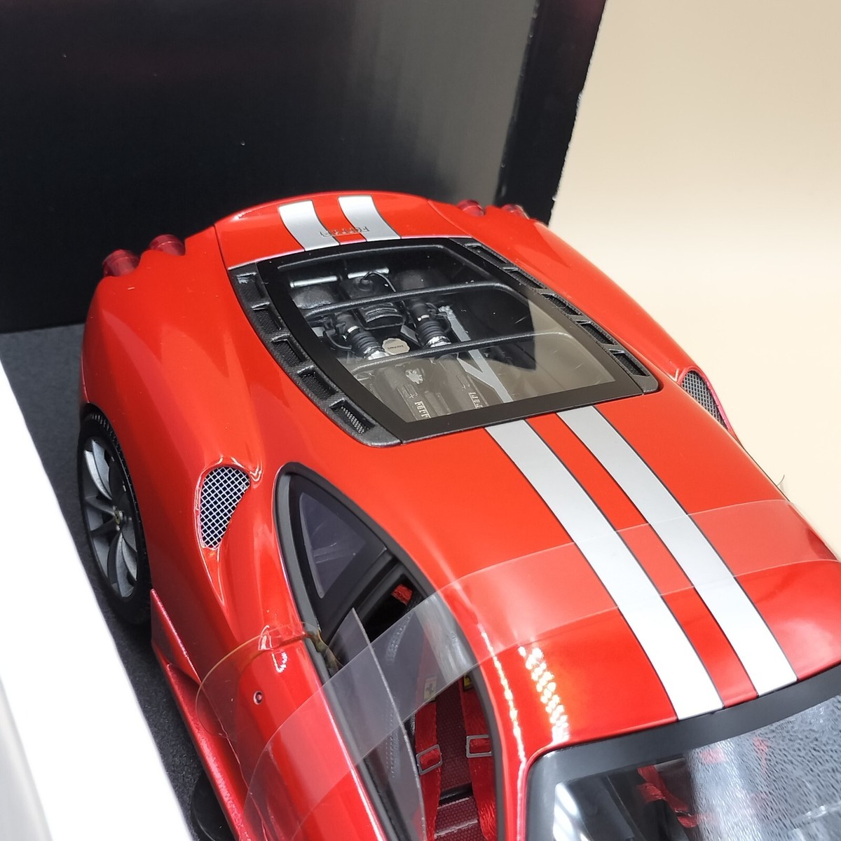 Hot Wheels Elite 1/18 Ferrari 430 Scuderia Red Paint rashes Hot Wheels Elite 1/18 Ferrari 430 Scuderia Red Paint rashes