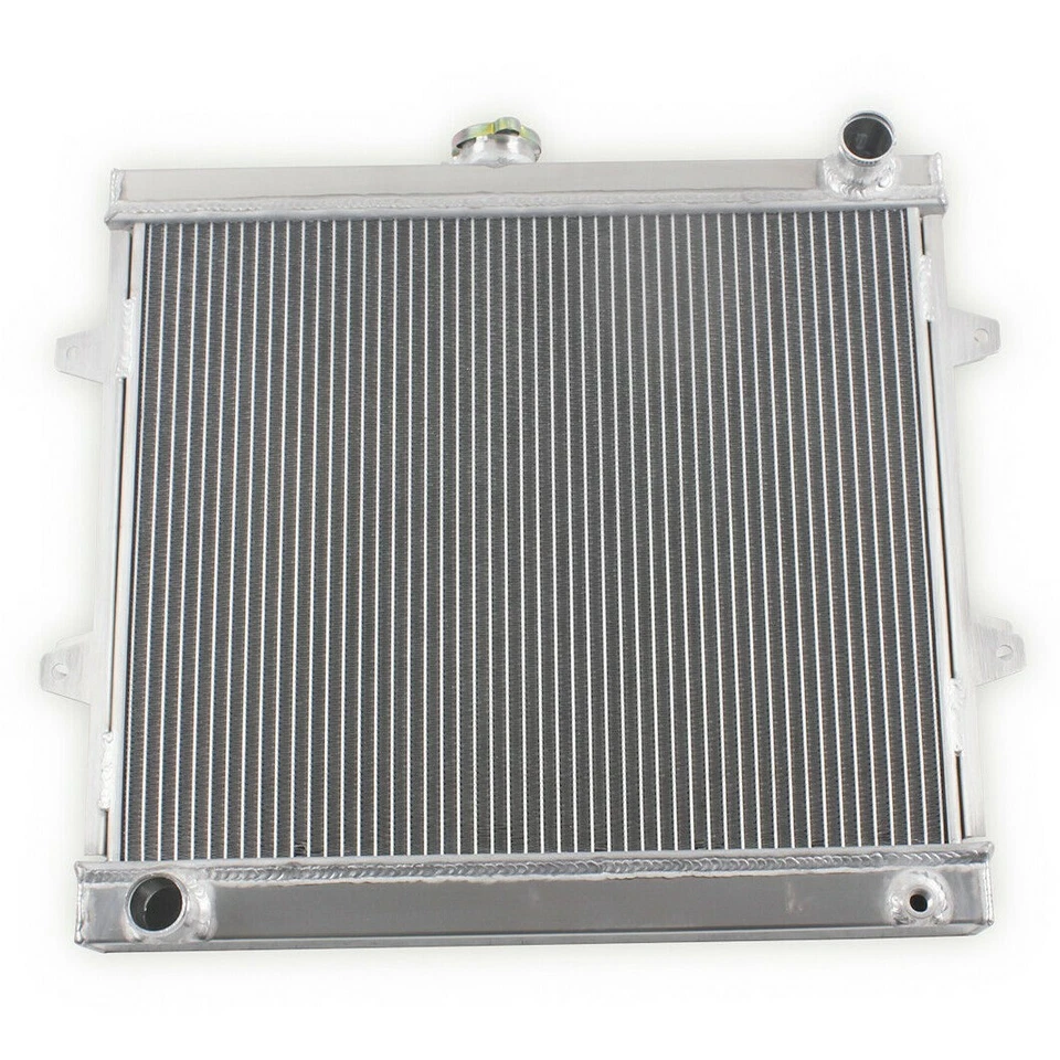 Radiador 3 filas CU945 para camioneta Toyota 4Runner 1984-1995 motor 2,4 L 22R/22R-E Foto 2 de 4