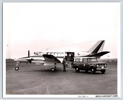 Aviation Airplane c1968 Beechcraft 99 Airliner 8x10 B&W Press Photo & Info C4