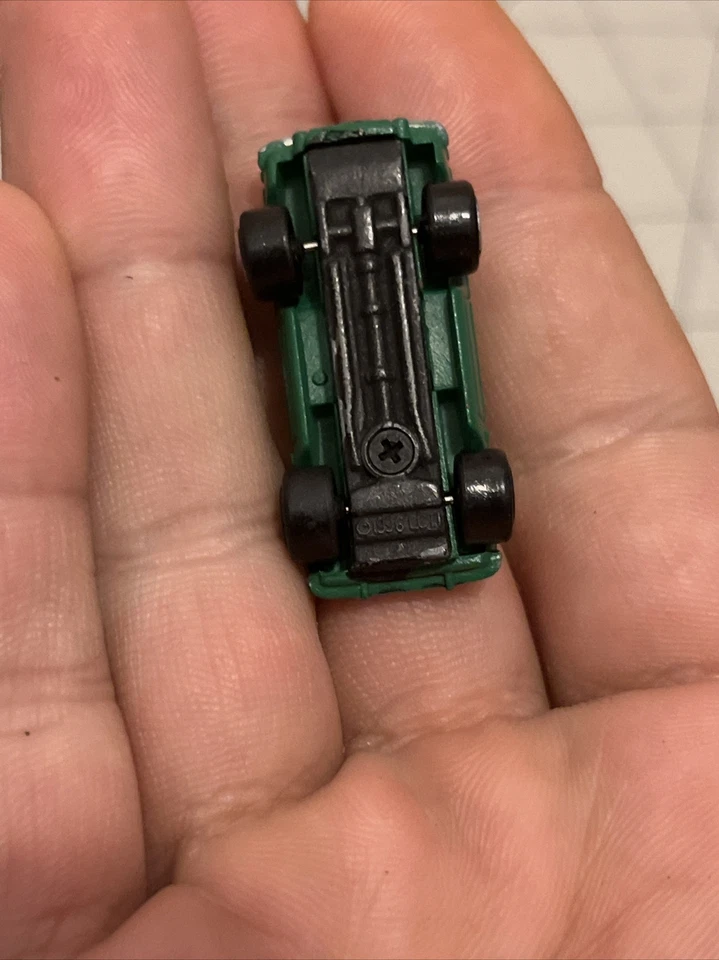 Vintage 1996 Micro Machines Sunbeam Alpine Tiger Green Car - Image 4 of 4