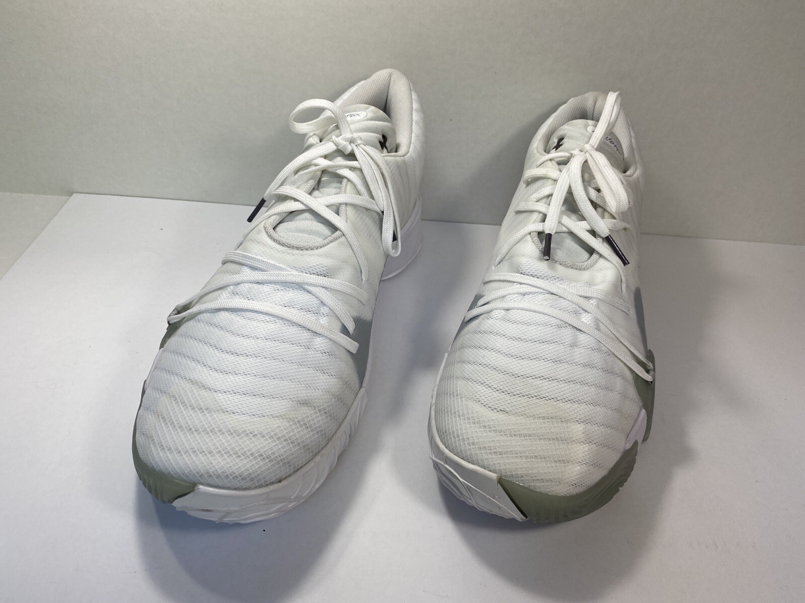 under armour spawn low white