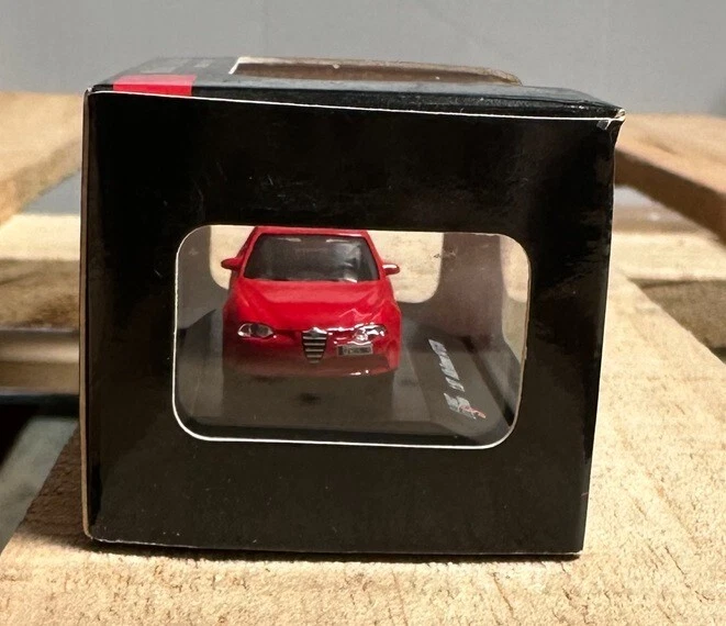 Alta Velocidad 1/87 Alfa Romeo 147 GTA NUEVO EN CAJA Rojo Foto 3 de 4