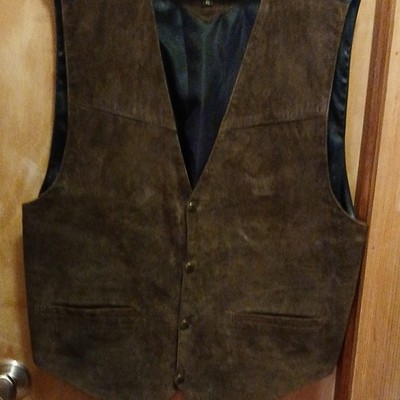Scully Brown Suede Leather Men's Vest XL Adjustable Back Three-Button