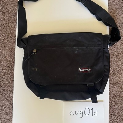 eastpak delegate + messenger bag - black
