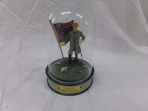 King Country American Civil War Confederate General Robert E Lee Figure Civil War GENERAL ROBERT E. LEE Figure Hand-painted Glass Dome Franklin Mint