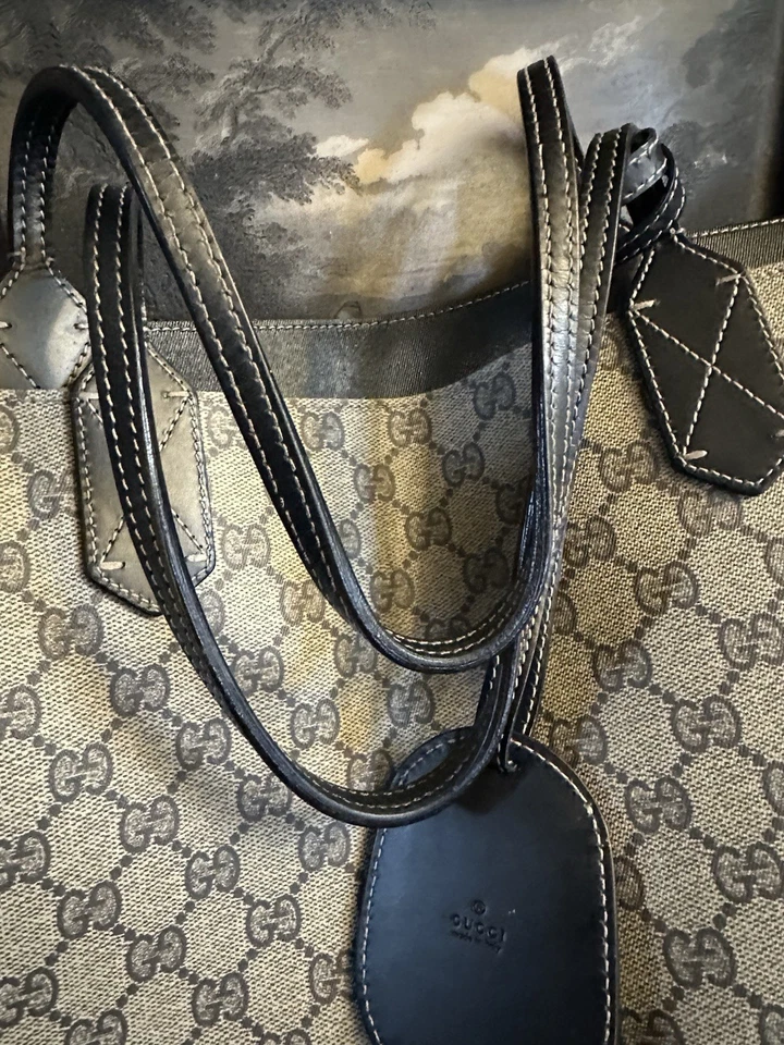 Auténtico Bolso de Mano Gucci Reversible Mediano PVC Supremo Monograma Cuero Negro Marrón Foto 4 de 4