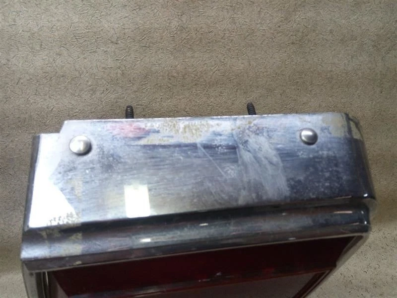 Luz trasera izquierda del conductor para 81-84 Pontiac Grand Prix K48-191118 Foto 3 de 4