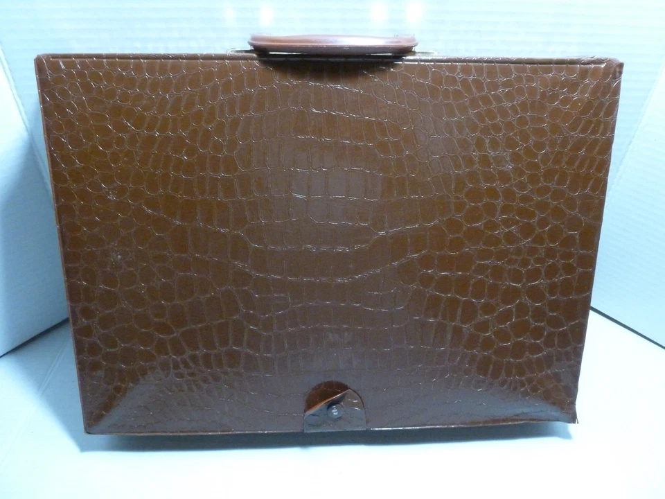 Mah-jongg Chinese Game Of Four Winds Set In Brown Vinyl Case - Image 4 of 4