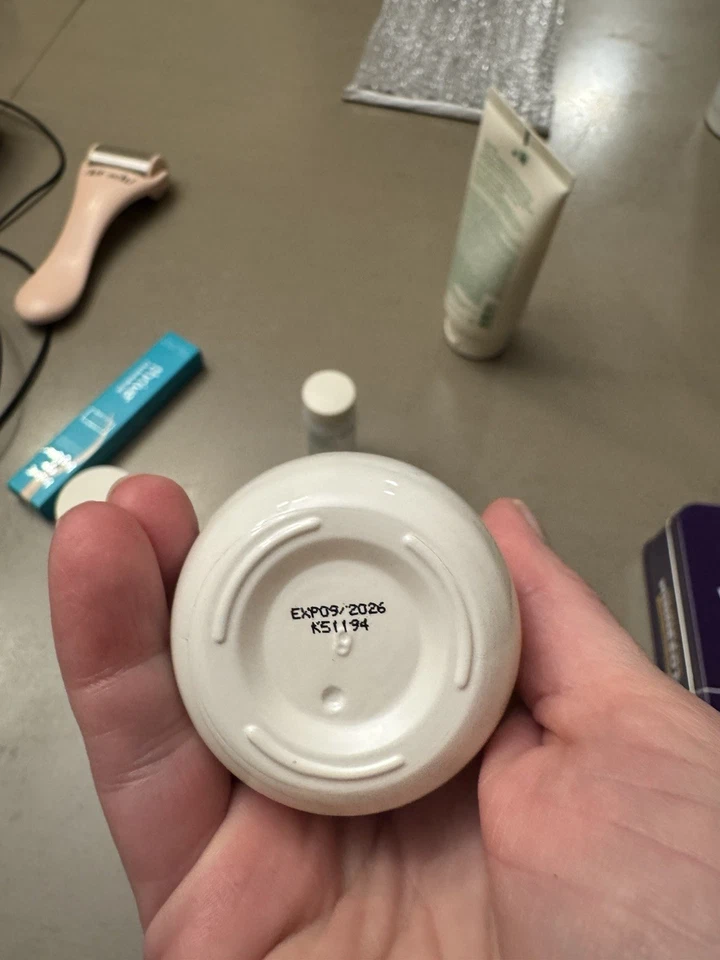 Héroes de hidratación de té verde innisfree con ácido hialurónico - Juego de edición limitada  Foto 4 de 4