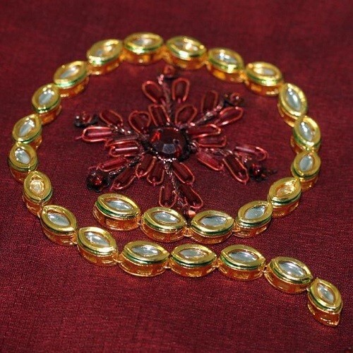 25 Pcs, 10x6mm Golden Meenakari Kundan Kadi Chain Golden - Picture 5 of 7