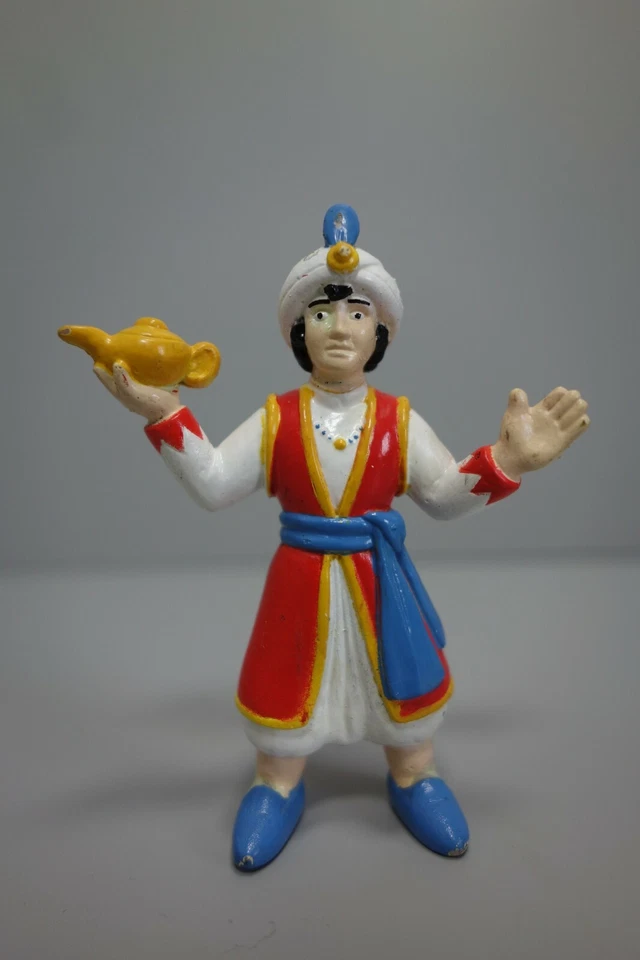 Vintage Aladdin Figure - Used, Classic Disney Collectible Toy - Image 3 of 4