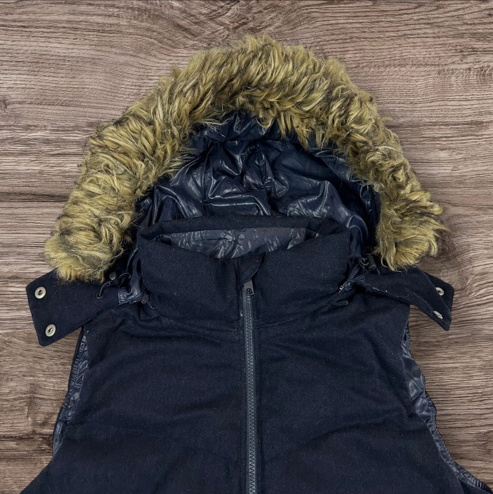 GAP Puffer Gilet Vest Wool Blend Primaloft  Navy Large - Image 2 of 4