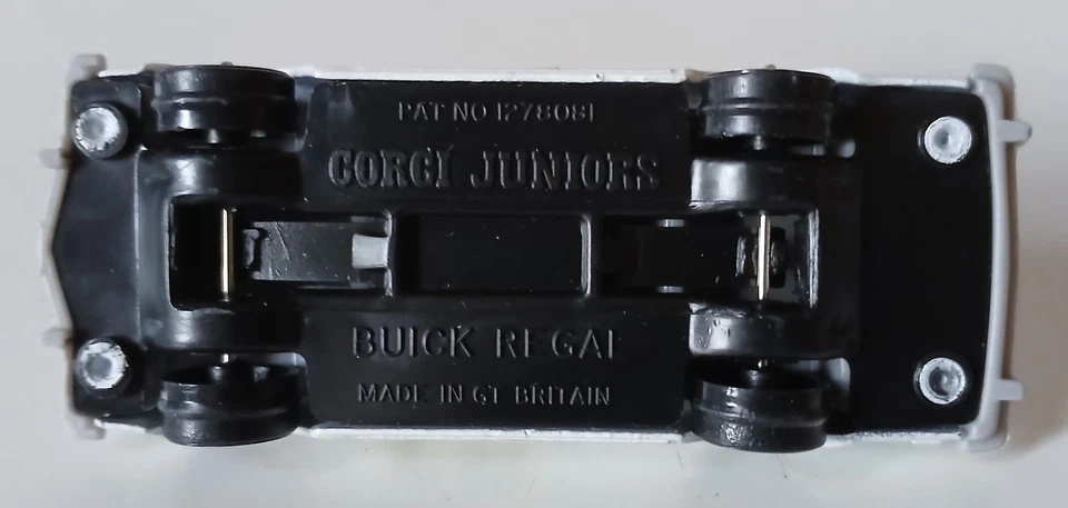 Corgi Buick Regal Police - Image 3 of 3