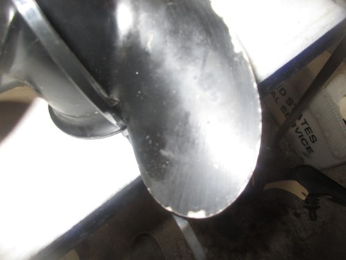 Mercury 48-828156 9x9 RH Alum s9 Propeller no dings oem - Picture 8 of 10