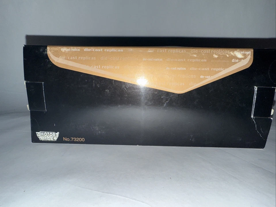 Motor Max 1:24 Scale 1964 CHEVROLET IMPALA Diecast - Blue - Image 3 of 4