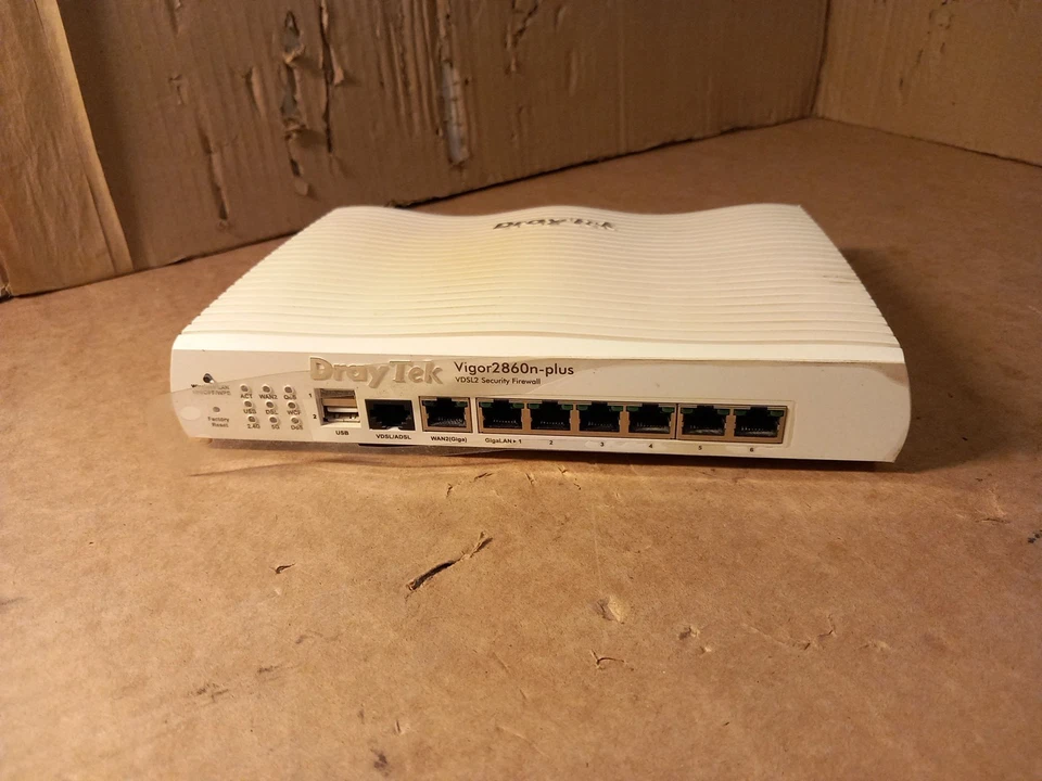 DrayTek Vigor2860n-Plus Annex A vDSL2 Security Wireless  NO PSU - Image 2 of 4
