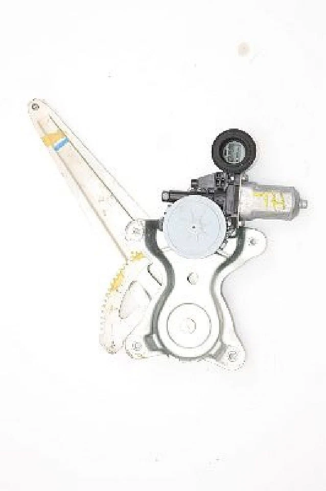 Alzavetro posteriore sinistro Lexus IS II 2 XE2 8571058010 DENSO 0620401760 06-2006 - Immagine 2 di 3