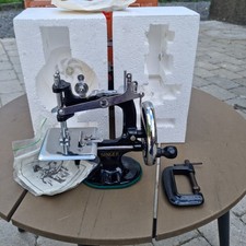 Vtg NOS 1970 Portable Sew handy Child s Singe...