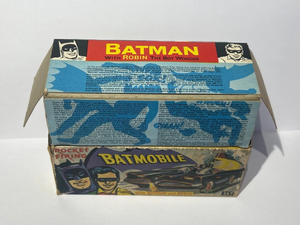 Corgi Toys 267 Batman Batmobile, Boxed, Original, Vintage, Rare. 1960's - Image 4 of 4
