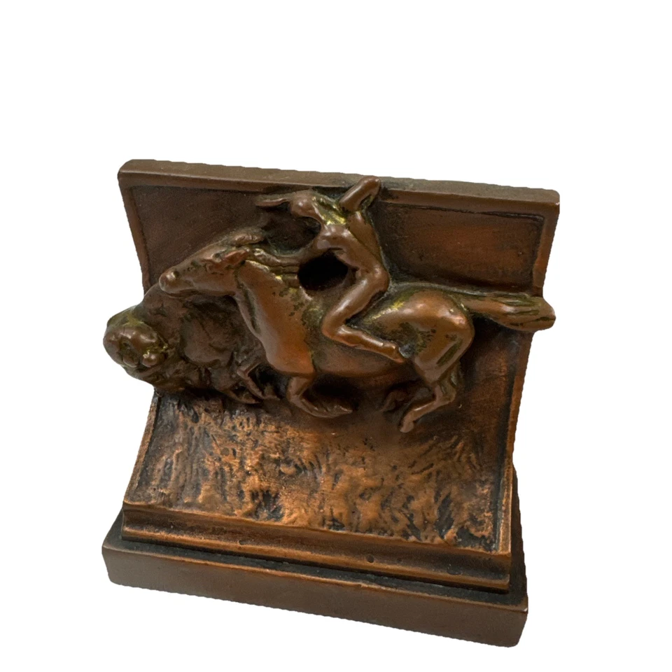 Sujetalibros vintage de hierro fundido cobre caballo bronce indio occidental The Buffalo Hunt Foto 2 de 4