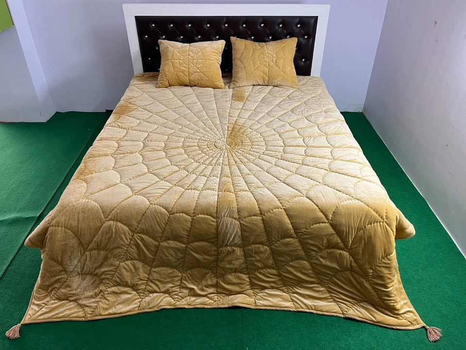Gold velvet quilt king velvet blanket velvet comforter queen bedding set - Image 4 of 4