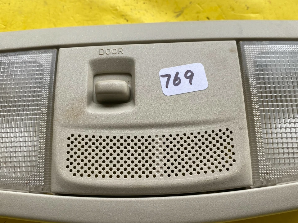 2008-2015 MITSUBISHI LANCER INTERIOR OVERHEAD DOME MAP LIGHT OEM - Image 2 of 4