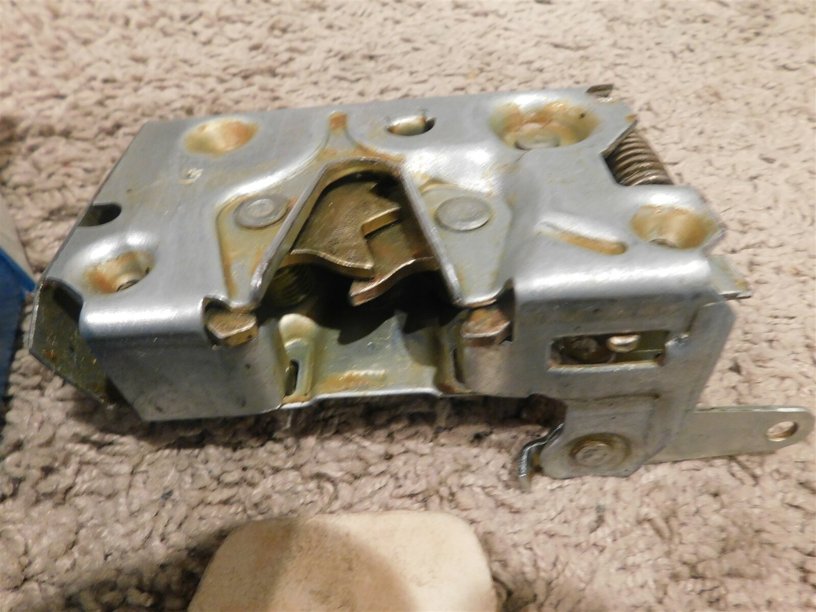 Ford GT 1983-1993 Right Door lock assembly