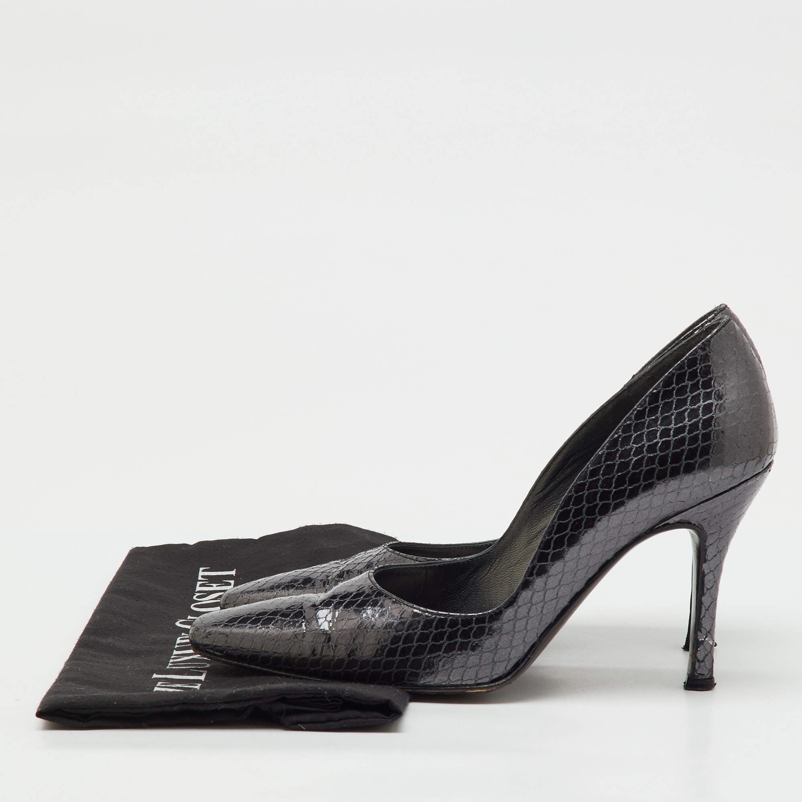 Stuart Weitzman Black Python Embossed Leather Pum… - image 9