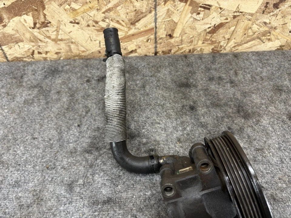 BOMBA DE REFRIGERACIÓN HIDRÁULICA LADO CONDUCTOR IZQUIERDO FORD THUNDERBIRD 2002-2003 OEM Foto 3 de 4