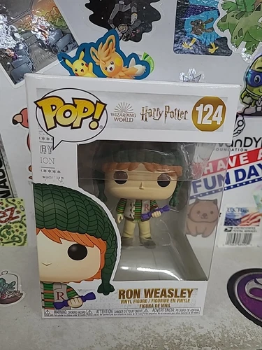 Funko Pop! Harry Potter Ron Weasley #124 Vinyl Figure