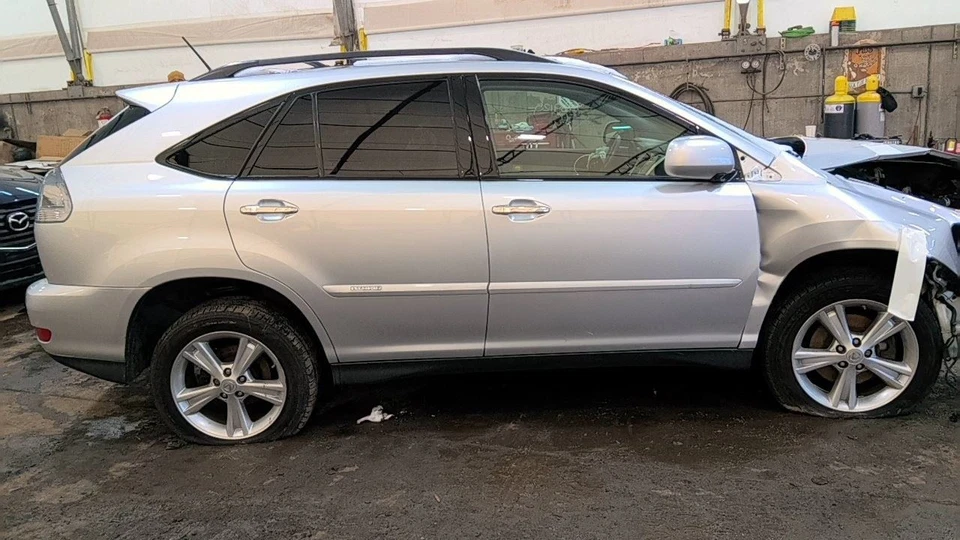 (LOCAL PICKUP ONLY) Roof Glass Fits 07-15 LEXUS RX350 6869868 - Image 3 of 4