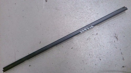 Schachtleiste innen (tür hinten) Rechts VW Touran 1.6 TDI DPF DSG Bj 2013 1 T