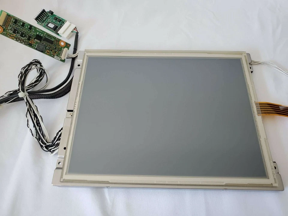 LCD NLT Technologies NL8060BC21-11D con vidrio táctil + módulos Foto 4 de 4