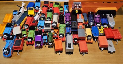 Huge lot of thomas the tank engine /engines and other accessories