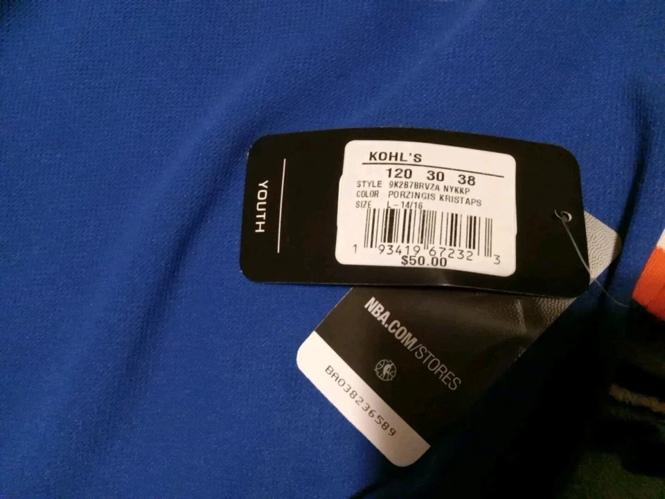 Camiseta Kristaps Porzingis #6 New York Knicks NBA Juvenil Grande 14/16 Nueva Tiene Etiquetas Foto 3 de 4