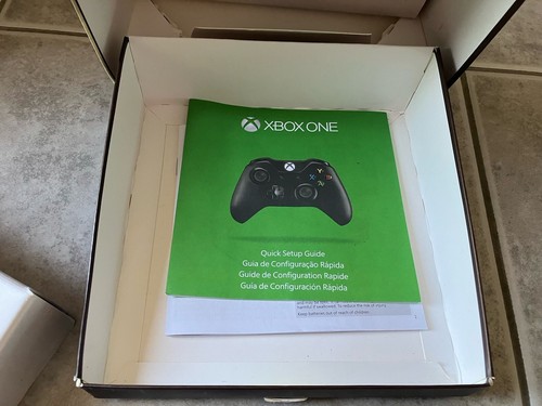 Titanfall Xbox One Limited Edition Controller - Picture 12 of 12
