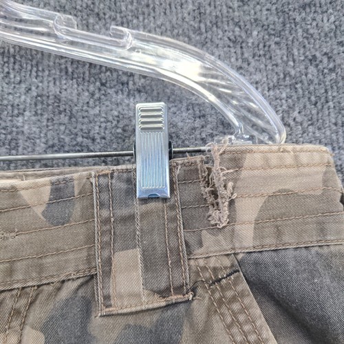 Arizona Men's Straight Leg Utility Style Cargo Pants 32x32 Camouflage - Picture 5 of 13