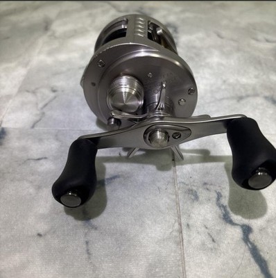 Shimano 09 Calcutta Conquest 200DC Right Baitcasting Reel
