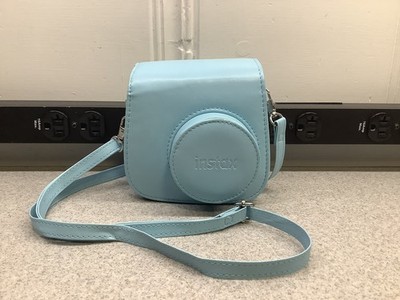 Fujifilm Instax Mini 8 Instant Camera Light Blue 60 mm Focus TESTED 