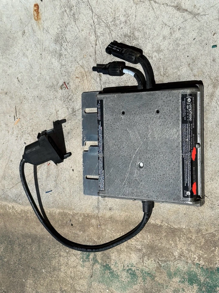 Microinversor Enphase M250 - M250-60-2LL-S22 Foto 2 de 4