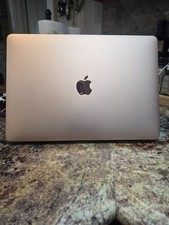 Rose Gold macbook air 2020 13 inch