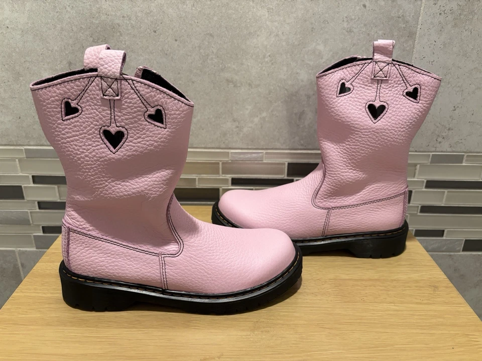 ⭐️⭐️ NUEVAS Botas Vaqueras Gruesas Dr Doc Martens Bex Corazón Rosa Pull on 5 Damas Foto 3 de 4
